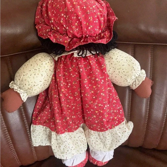 Floral Red and Brown Rag Doll yarn hair - Picture 3 of 4